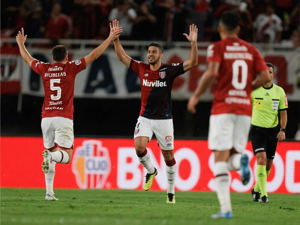 为国际赛场 为国际赛场